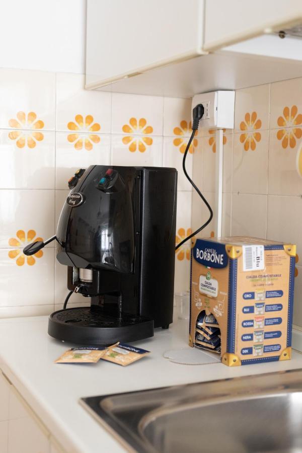 Nella'S Carlo III Apartment Naples Luaran gambar