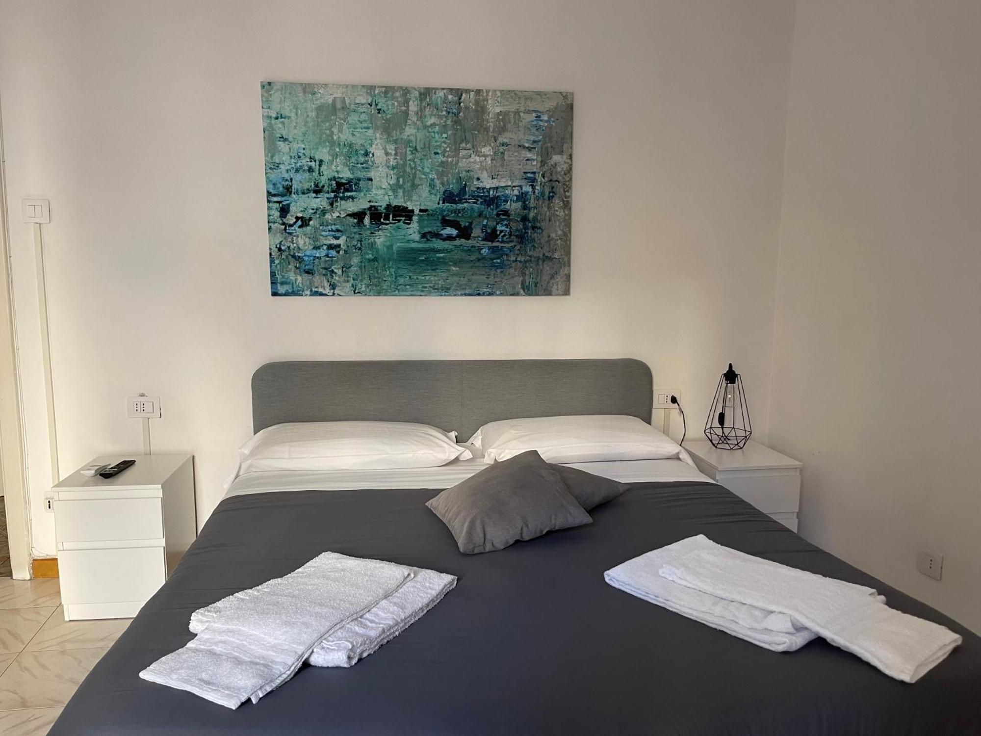 Nella'S Carlo III Apartment Naples Luaran gambar